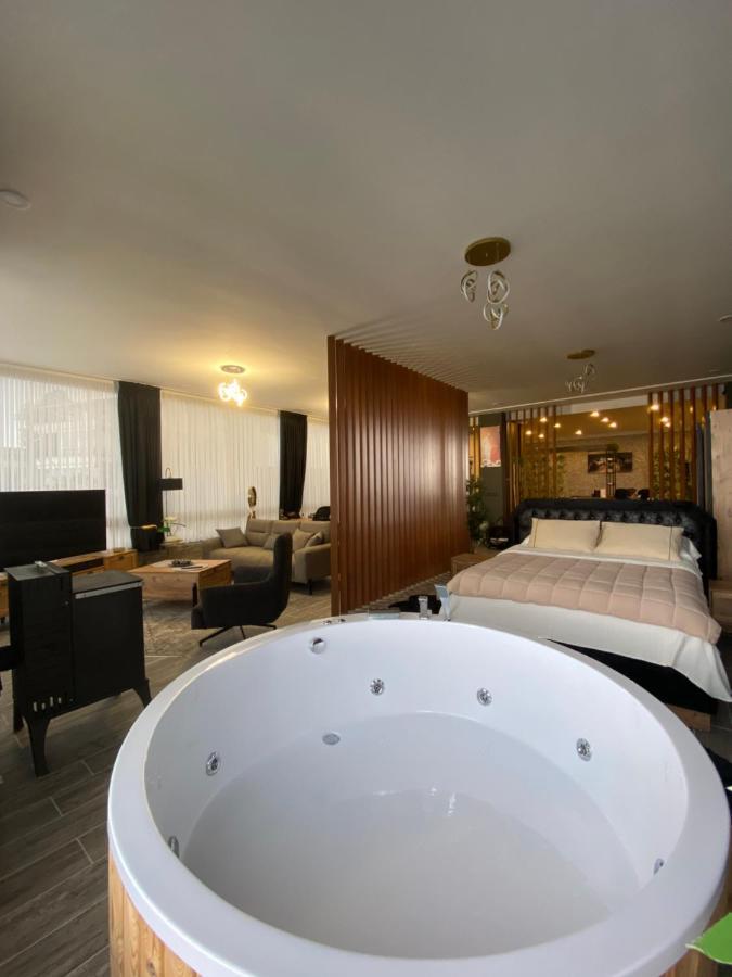 Fenix Loft Aparthotel Ardesen Ngoại thất bức ảnh