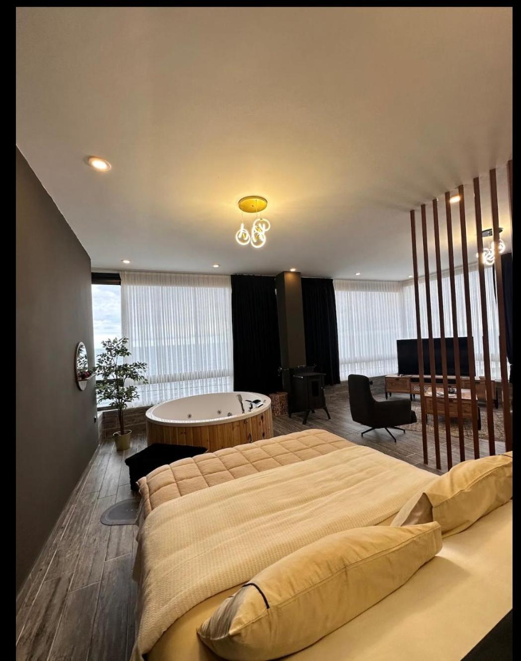 Fenix Loft Aparthotel Ardesen Ngoại thất bức ảnh